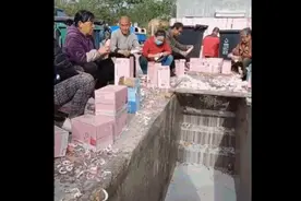郐颖波：饭圈三大思维——“三观跟着五官走”、“明星跟着资本走”、“理智跟着情感走”图片