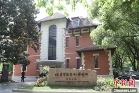 国歌《义勇军进行曲》灌制地百代小楼揭牌图片