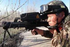 武警塔城支队：特战小队红蓝对抗战味浓图片