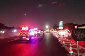 城市品质进一步提升 成都绕城高速这些路段沿线广告牌拆除图片