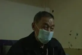 武汉七旬爹爹四处奔走，只为证明“老伴是自己老伴”图片