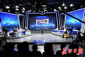 停车难拆违难，老旧小区改造停摆，江汉区：不形成合力就是散懒乱图片