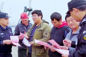 64秒丨休渔了！威海渔船靠港“净岸”忙图片