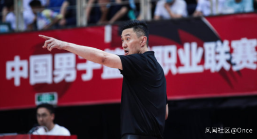 CBA总决赛广东110:103加时战胜辽宁，夺得队史第11冠