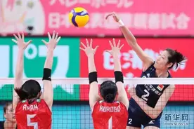 中国女排3:0横扫日本，网友：永远的神图片