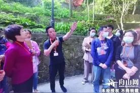 普陀山网红导游的一天图片