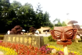 大型真香现场：三星堆雪糕火了，哈尔滨雪糕表示不服图片