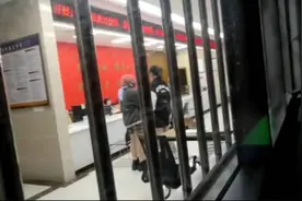 太刚了！时代少年团助理把私生送进派出所 粉丝大呼痛快图片