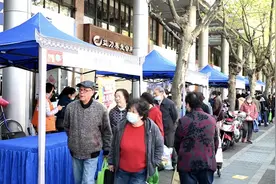 逢“9”的日子，在上海市中心“赶集”图片