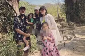久违合体！贾静雯一家五口花式同框 画面温馨幸福有爱图片