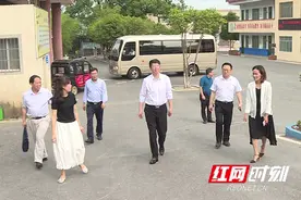 江华：罗建华调度乡村教育“江华模式”全国推介会暨“幸福教育和教师”高峰论坛筹备工作图片