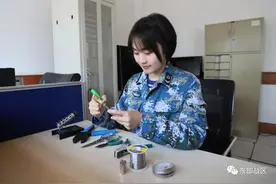 这群女兵的青春不一样图片