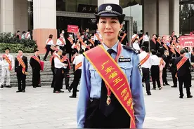 从警20载，广东省女子监狱民警李志：改造好一个女犯足以影响三代人图片