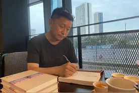 旧作？新篇！尘埃永不落定，阿来《行刑人·银匠——〈尘埃落定〉外篇》今日上市图片