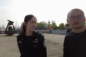 五四青年｜上海女警花做黄浦江捞尸人，俄语专业女生转行当法医视频封面