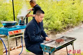 青海南门峡：“生态游”成“五一”出游新方式图片