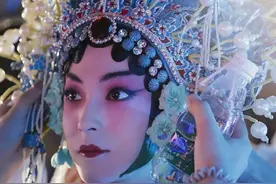 刘宇京剧扮相释出 眉眼之间英气十足图片