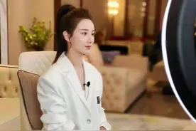 “80后”电商主播薇娅：相信奔跑中的汗水和眼泪图片