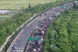 你的感受是对的！杭州高速交警提供一组数据：“五一”期间高速流量上升50%图片