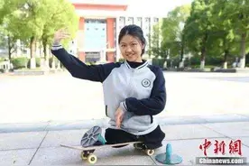 “无腿女孩”的青春自白：想成为生活刀尖上跳舞的舞者图片