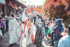 常州金坛东方盐湖城沉浸游成旅游风向标图片