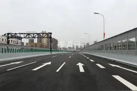 合肥畅通二环北环（合武铁路-板桥河）主线高架桥周六通车图片