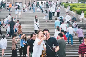 澳门多管齐下促经济惠民生图片