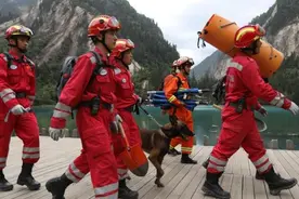 信仰之路丨消防员忆汶川救援：大灾大难面前，中国人团结有力量