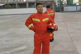 四川营山一专职消防员抢险时不幸牺牲 留下两个孩子，最小的女儿4岁图片