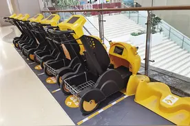 出门遛娃不用自己备车 共享童车现身兰州商圈图片