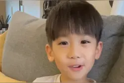 林志颖晒儿子玩魔方视频 网友：太厉害了图片
