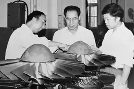 老一辈航修人打破国外技术封锁图片