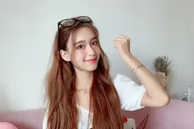 毕业就拿70万年薪的美女博士谈择业：年轻人慎把网红当职业图片