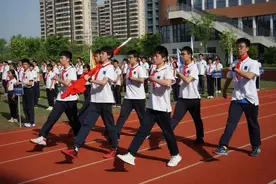 精彩校运会｜开幕式主题聚焦红色，丁蕙实验中学师生致敬建党百年图片