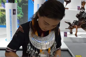 探秘首届消博会：老字号云集 浓浓中国风扑面而来图片