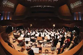 《五虎上将，参见！》王者荣耀交响音乐会特别版在深奏响图片