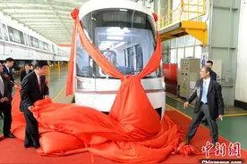 中车长客领跑“中国速度”擦亮“国家名片”图片