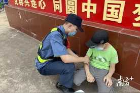 母亲节前夕，潮惠路政小哥助揭西8岁小男孩寻找妈妈图片