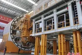 浙产15米级超大直径盾构机下线 助力地下空间开发图片