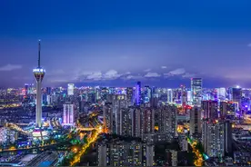 无问西东，“成都之变”的青岛启示图片