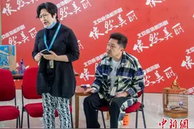 相声剧《依然美丽》幽默中再现“回天计划”成果图片