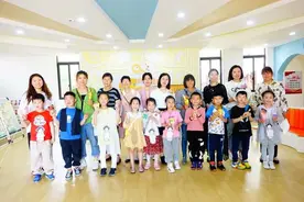 体验妈妈怀孕的一天，这所幼儿园的母亲节礼物超暖心图片