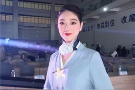 颜值与才华并存！这名漂亮的女生获得了国家级奖学金，还登上了《人民日报》图片