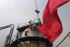 北京将迎新一轮油品升级，燕山石化正改造装置做准备图片
