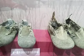 赵一曼穿过的破旧乌拉鞋为什么那么大？里面要塞乌拉草保暖｜红色文物讲述百年党史②图片