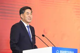 品牌向“新”“潮”领百年图片