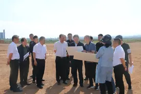 解天云带队调研麒麟区部分重点项目建设工作图片