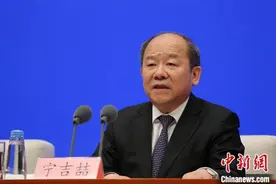 2020年中国出生人口为1200万人图片