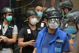 香港警务处处长邓炳强：已有超百人因涉嫌违反国安法被捕图片