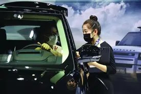 海南成汽车消费“热土”图片